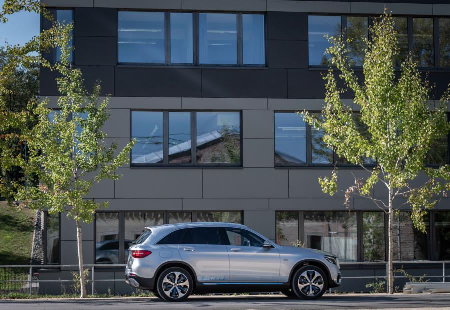  Mercedes-Benz GLC F-Cell 2019 года  (WW) (фото 26 из 40)